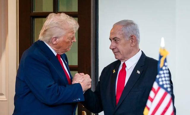 以总理对152国“宣战”，特朗普批64亿军援，将矛头对准中国？