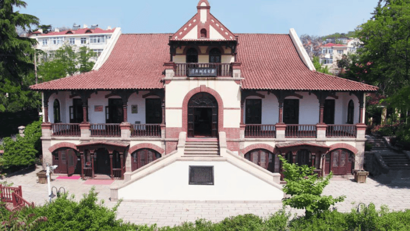 走完这两条线路,你就读懂了半个青岛!