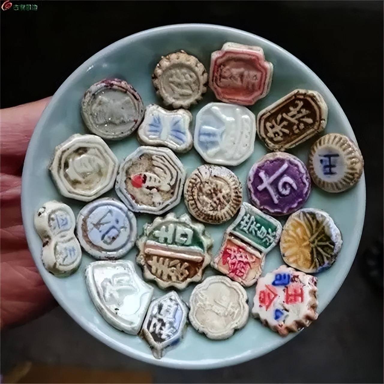 “财通四海”：19世纪暹罗华人瓷币的“全球生命史”