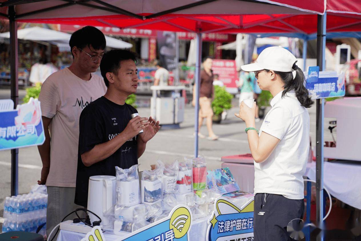 网安巡礼走边关 国门守护共参与 “云岭网安大篷车”开进瑞丽姐告国门