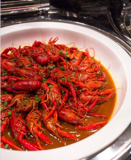 小满节气后要多吃这个菜,它和腊肠一起炒好吃极了,你也试试吧!