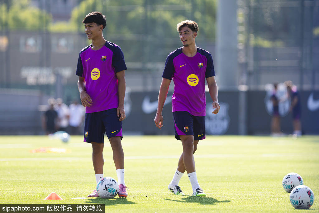 Kika Nazareth复出，巴萨女足迎来新赛季曙光！