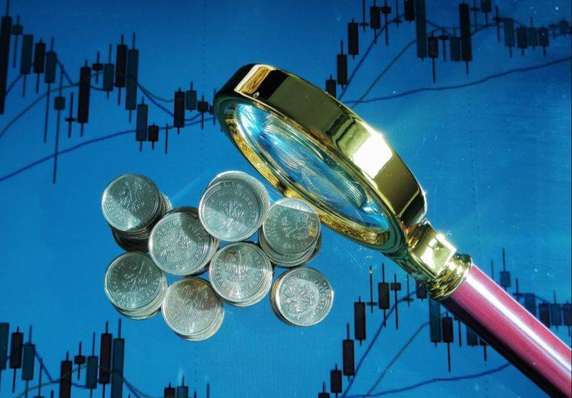 比特币闪崩13%,稳定币脱锚,193亿美元连环爆仓!四次“历史性大跌”暴露加密货币内在缺陷,德银报告被“打脸”