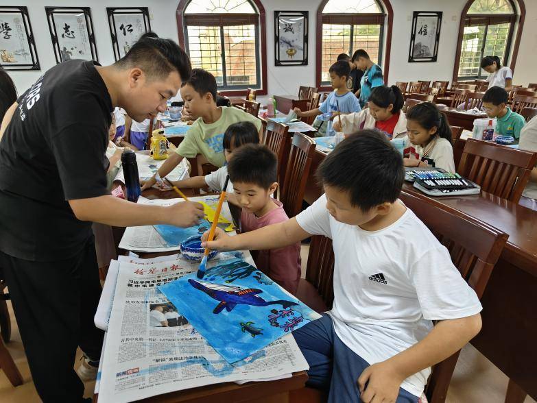 厦门翔安滨安社区:暖“新”服务织密友好同心圆